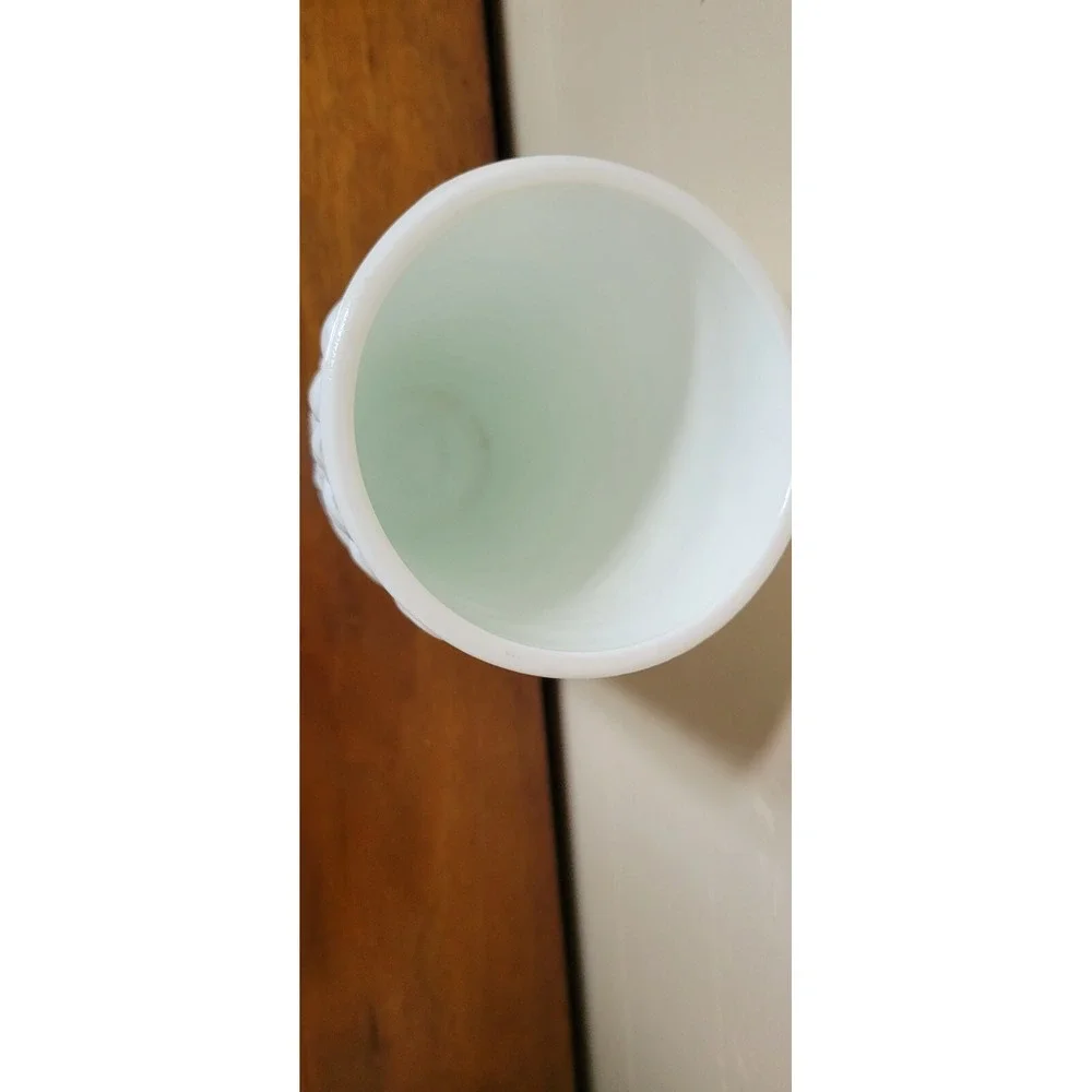 Indiana Glass Vintage White Milk Glass 7.5